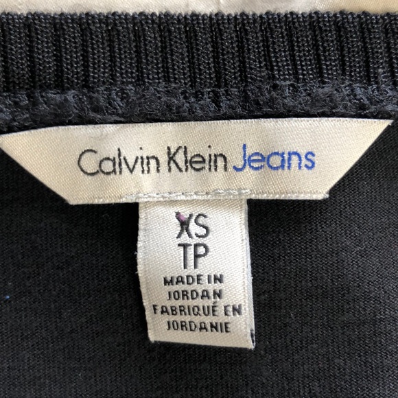 💕Calvin Klein Black No Sleeve Top💕 - Picture 6 of 8